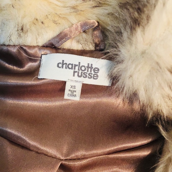 Fake fur vest - Picture 2 of 2